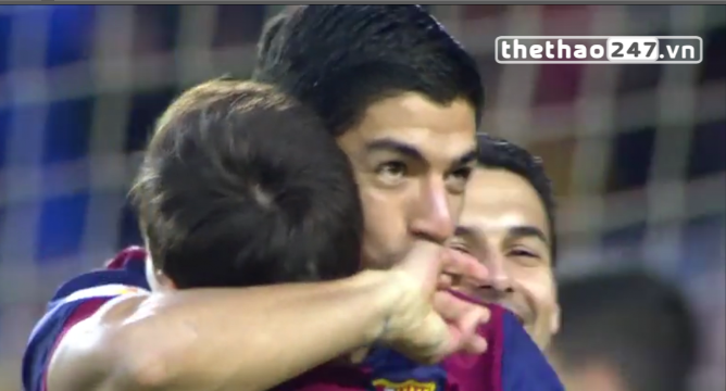 VIDEO: Siêu phẩm xe đạp chổng ngược của Luis Suarez
