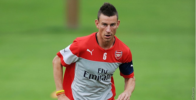 Koscielny e ngại Berbatov trước đại chiến gặp Monaco