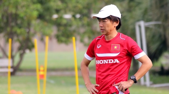 HLV Miura gặp khó khi FIFA không ưu tiên cho AFF