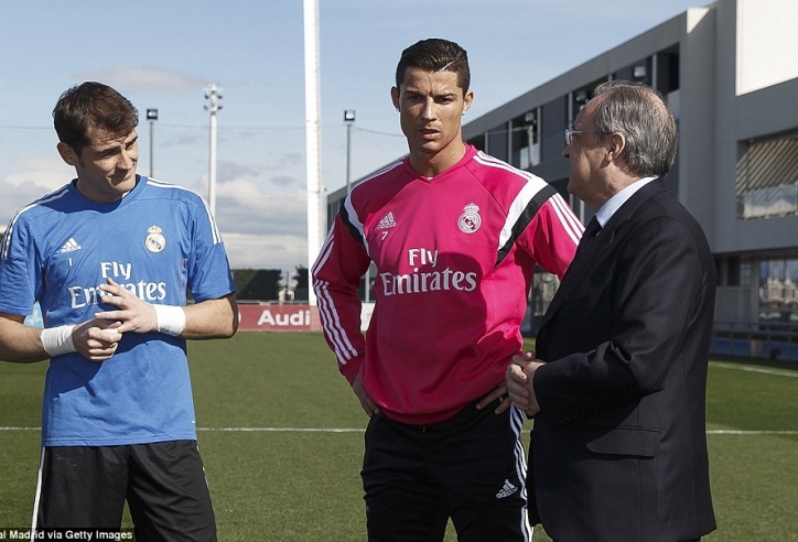 Barca bất ngờ ‘gây chiến’ với Real Madrid