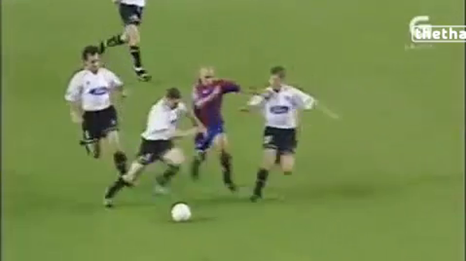VIDEO: Siêu phẩm solo đẹp không kém Maradona của Ronaldo béo