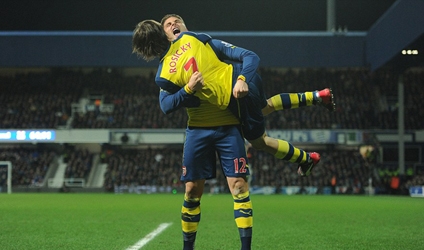 Arsenal trả giá đắt cho chiến thắng trước QPR