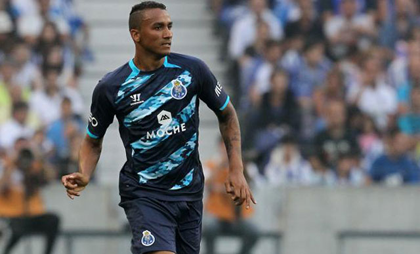 Từ chối Real, Danilo chỉ muốn đến Man Utd