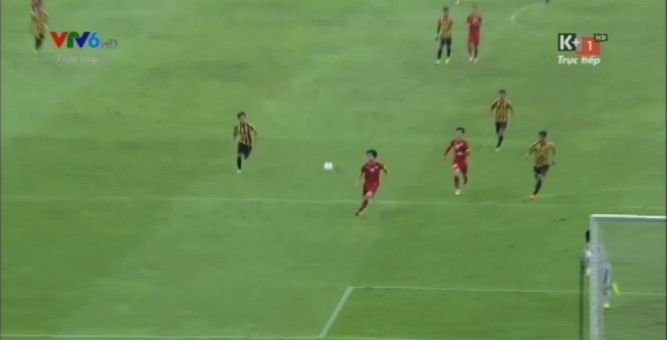 VIDEO: Pha phối hợp ghi bàn tuyệt đẹp của Quế Ngọc Hải và Công Phượng