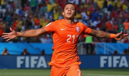 Man Utd chuẩn bị đón Memphis Depay