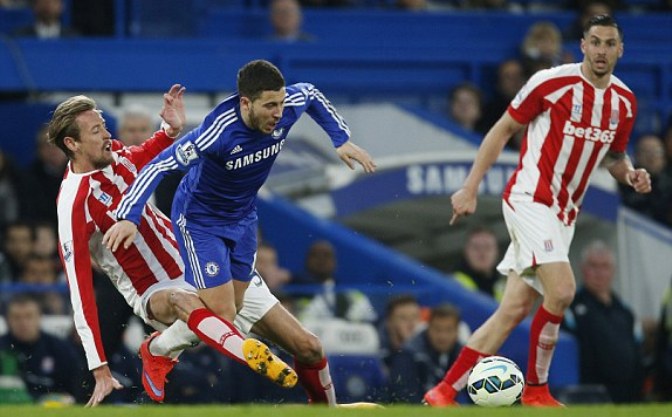 Video clip bàn thắng: Chelsea - Stoke City (Vòng 31 giải Ngoại hạng Anh)