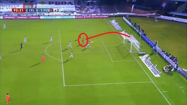VIDEO: Pha bắt volley ghi bàn vô cùng đẹp mắt từ cự ly hơn 20m