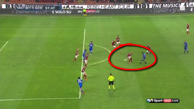 VIDEO: Tình huống xỏ háng đầy tinh quái của Samuel Eto'o