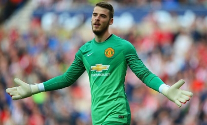 HLV Van Gaal đã nhắm được người thay thế De Gea