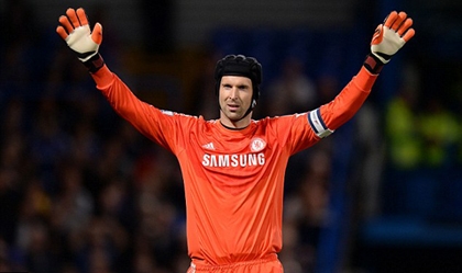 Petr Cech gần như đã là người của Arsenal