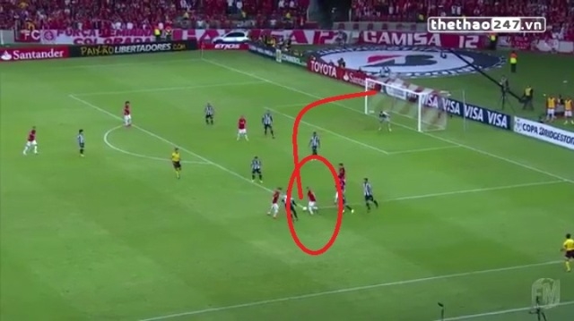 VIDEO: 2 tuyệt phẩm đẹp mắt tại Copa Libertadores