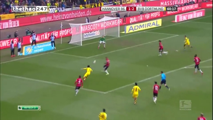 VIDEO: Pha trivela kiến tạo đẹp mắt của Shinji Kagawa