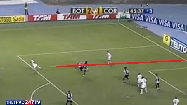 VIDEO: Cú sút với uy lực kinh hoàng của Roberto Carlos