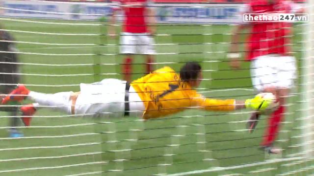VIDEO: Pha phản lưới khó tin khiến đội nhà xuống hạng ở Bundesliga