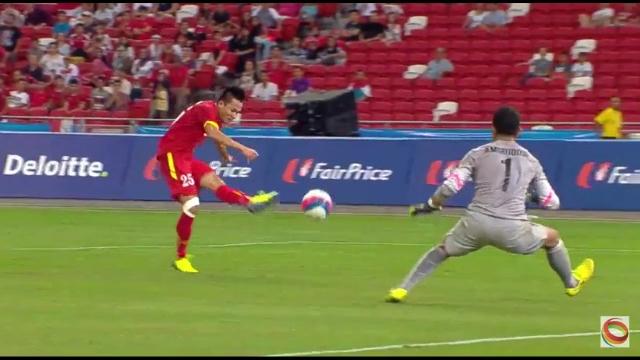 Video SEA Games 28: Huy Toàn nhân đôi cách biệt cho U23 Việt Nam