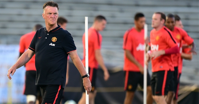 Van Gaal: 'MU sẽ xây dựng lối chơi ngay trong Hè này'