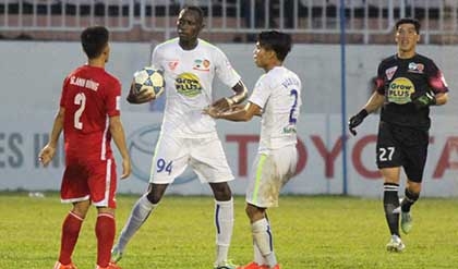 Vòng 14 V-League: Tiếc cho HAGL, Thanh Hóa áp sát ngôi đầu