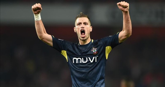 Nâng giá, Man Utd quyết chiêu mộ bằng được Schneiderlin