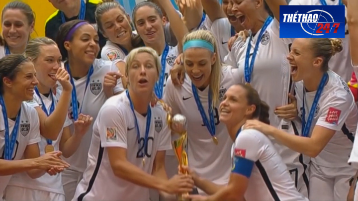 VIDEO: Carli Lloyd - Cầu thủ nữ xuất sắc nhất World Cup nữ 2015