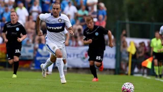 Video bàn thắng: Inter 4-3 Stuttgarter Kickers (Giao hữu)