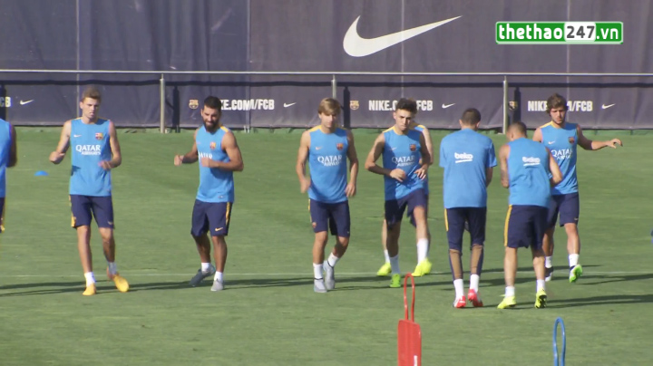 VIDEO: Buổi tập đầu tiên của Arda Turan cùng CLB Barca
