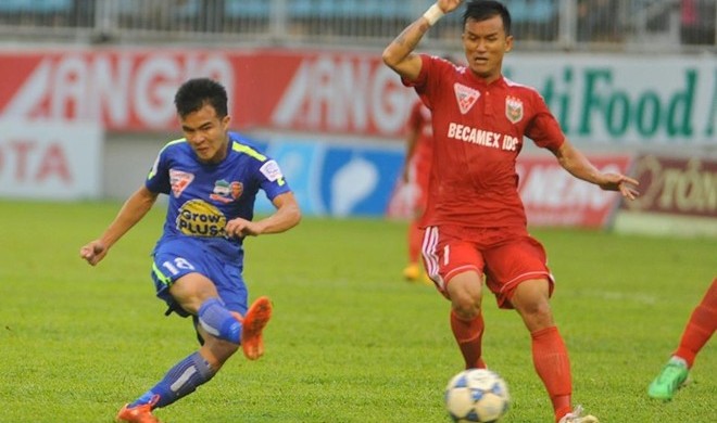 VIDEO: Màn trình diễn ấn tượng của Thanh Tùng (HAGL vs Bình Dương)