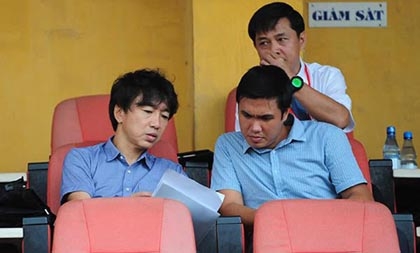 Trước vòng 18 V-League: Cơ hội cuối cùng để ghi điểm với HLV Miura