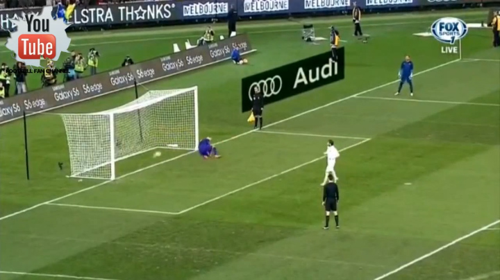 VIDEO: Pha panenka hạ gục Joe Hart của cầu thủ AS Roma