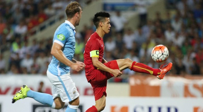 Việt Nam 1-8 Man City: Nỗ lực không ngừng nghỉ