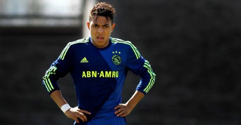 Arsenal chính thức đón tiền đạo mới từ Ajax