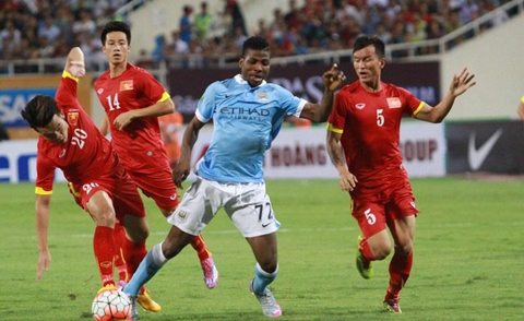 Nhiều CLB lo lắng sau trận Việt Nam vs Man City