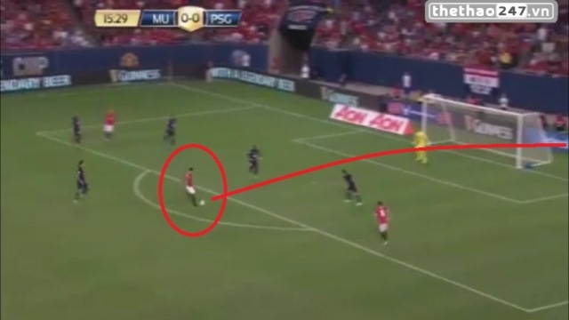VIDEO: Depay bỏ lỡ cơ hội mở tỷ số trận đấu