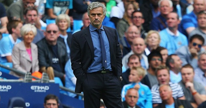 HLV Mourinho không phục sau thất bại 3 sao trước MC
