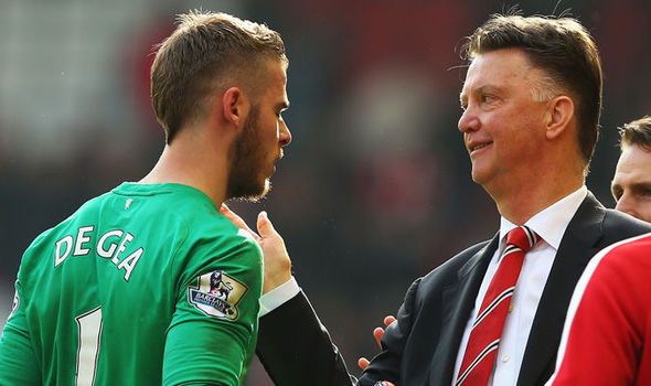 HLV Van Gaal trả lời vụ De Gea