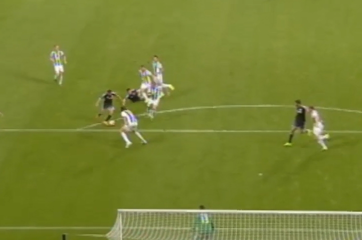 VIDEO: Bàn thắng đầu tiên của Pedro cho Chelsea