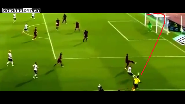 VIDEO: Pha ghi bàn với góc sút không tưởng của Quaresma
