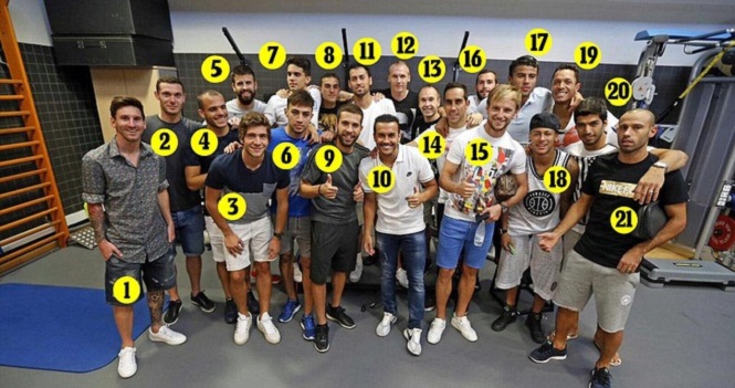 Pedro tái ngộ đồng đội cũ tại Barcelona
