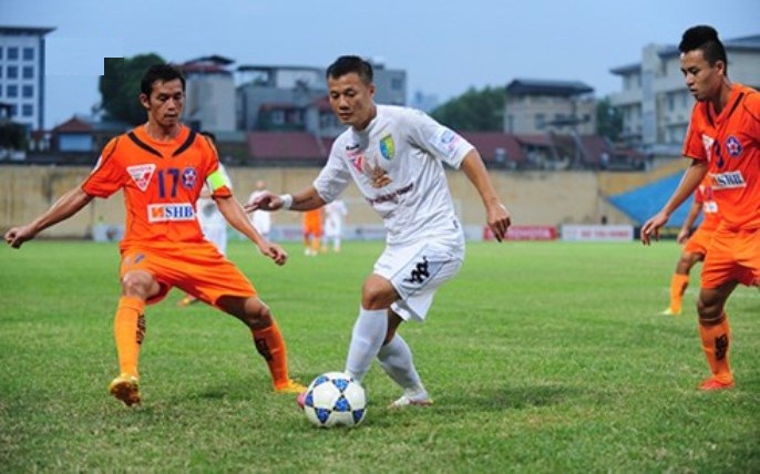 VIDEO: Siêu phẩm của Thành Lương đẹp nhất V-League trong tháng 7
