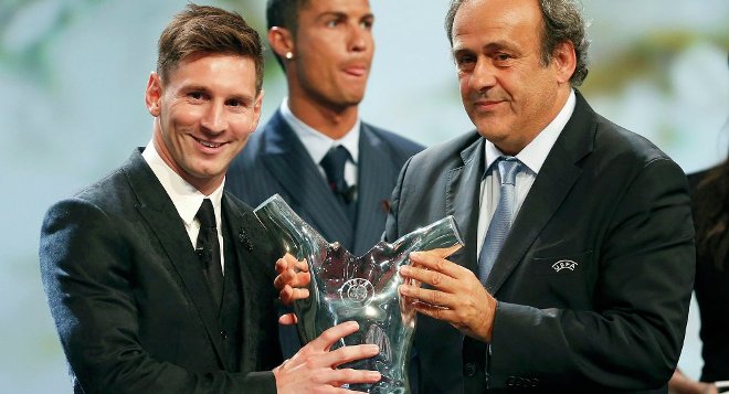VIDEO: Vượt Ronaldo, Messi giành danh hiệu cầu thủ xuất sắc nhất châu Âu