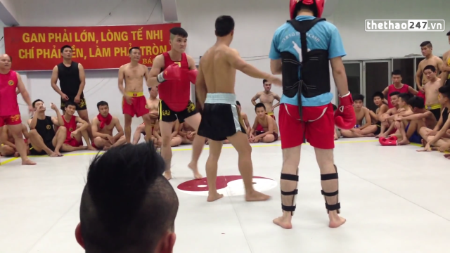 VIDEO: Võ sỹ tán thủ chấp giáp võ sỹ công an (Giao lưu võ thuật)