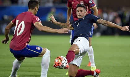 Tiền đạo của Arsenal bị CĐV la ó với phong độ kém cỏi