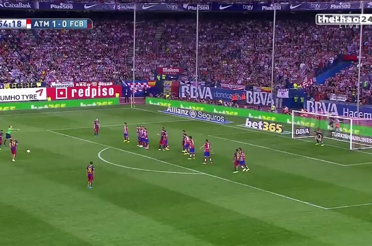 VIDEO: Siêu phẩm đá phạt không thể cản phá của Neymar trước Atletico
