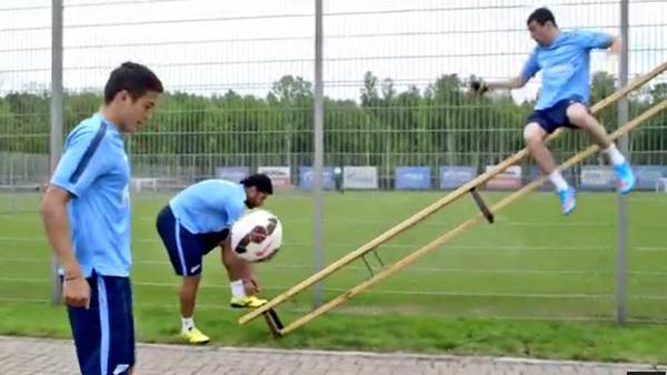 VIDEO: Lý giải những màn phô diễn sức mạnh 'không tưởng' của Hulk
