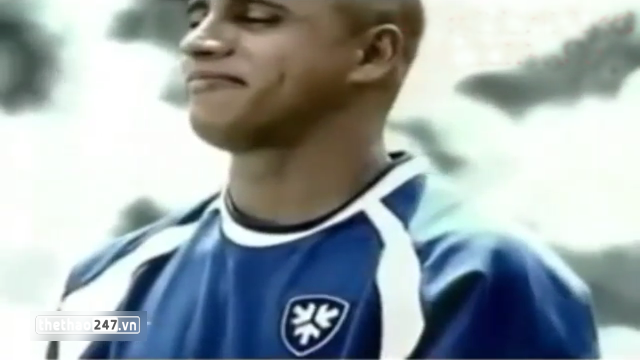 VIDEO: Mẹo sút phạt siêu thông minh của Roberto Carlos