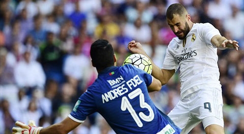 Benzema tỏa sáng, Real thắng nhọc trước Granada