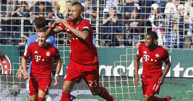 Vòng 5 Bundesliga: Dortmund và Bayern nối dài mạch thắng