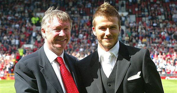 Sir Alex và Beckham bất ngờ trở lại Old Trafford