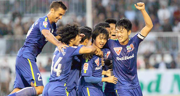 Điểm tin tối 2/10: HLV U19 VN không hài lòng, HAGL giữ chân công thần