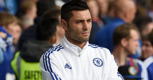 Chelsea chuẩn bị đón tân binh kì cựu trước mùa Đông