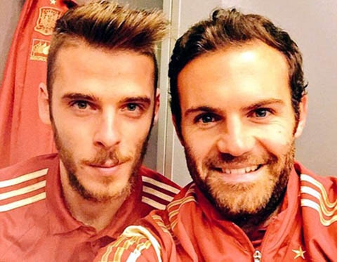 Mata đập tan tin đồn rời Manchester United